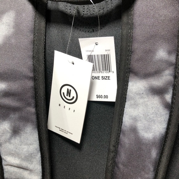 🎉SALE🎉NWT NEFF charcoal backpack. - Picture 7 of 12